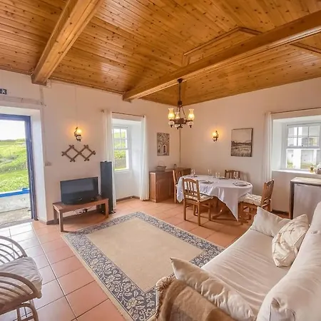 Sun Island Retreat - Great Sunny Island Sea View