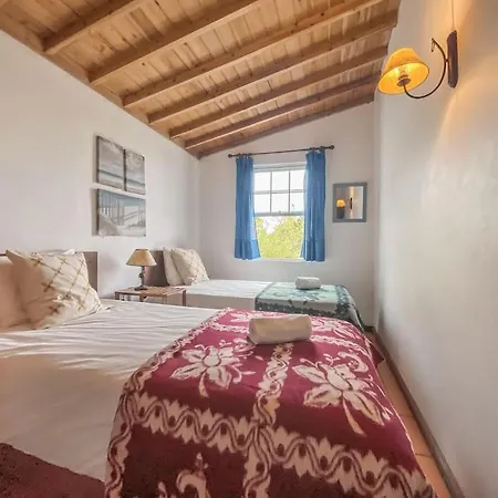 Sun Island Retreat - Great Sunny Island Sea View